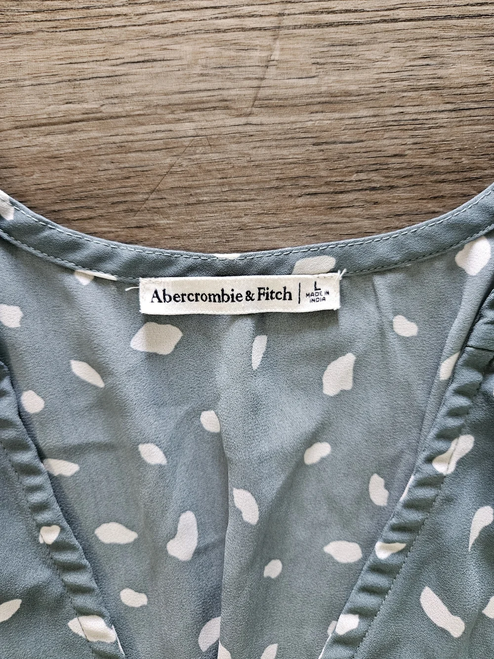 Abercrombie & Fitch V-Neck Green & White Puff Sleeve Peplum Blouse